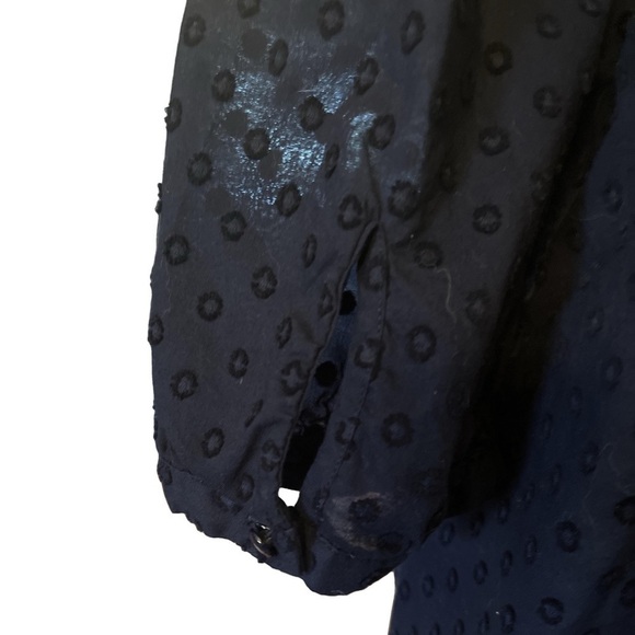 Talbots Navy 3/4 length sleeve Textured Blouse Medium - Picture 4 of 6